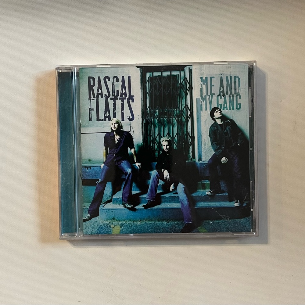 CD cases - Picture 3 of 11